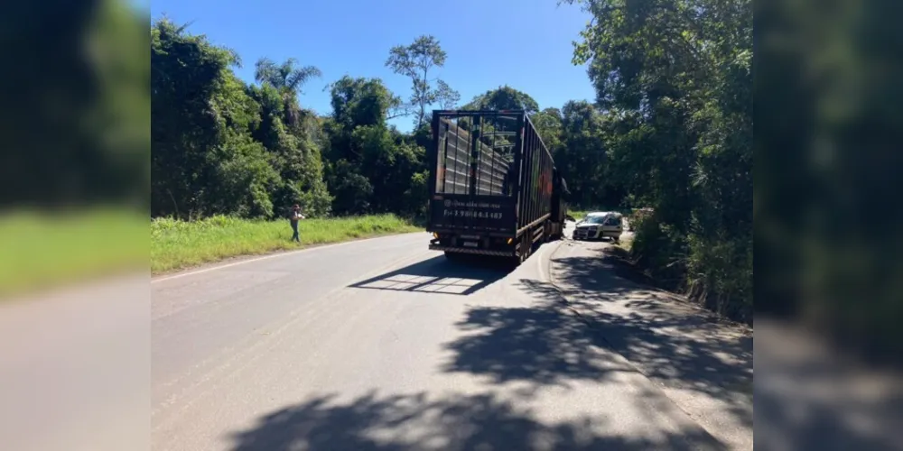 Acidente foi no km 238, por volta das 12h40