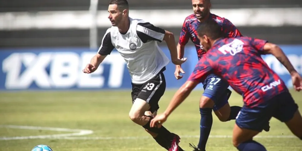 Jogo-treino entre as equipes foi neste sábado, em Vila Oficinas