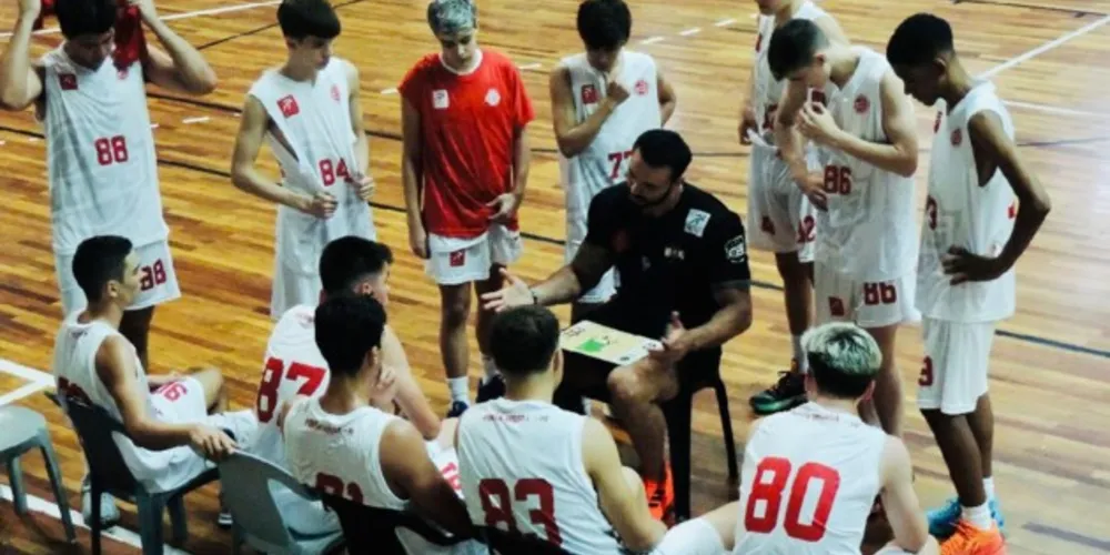 Time ponta-grossense conquistou bons resultados na temporada até aqui