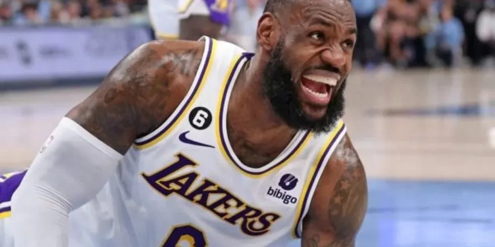 O primeiro jogo, em Memphis, já deu Los Angeles Lakers: 128 x 112