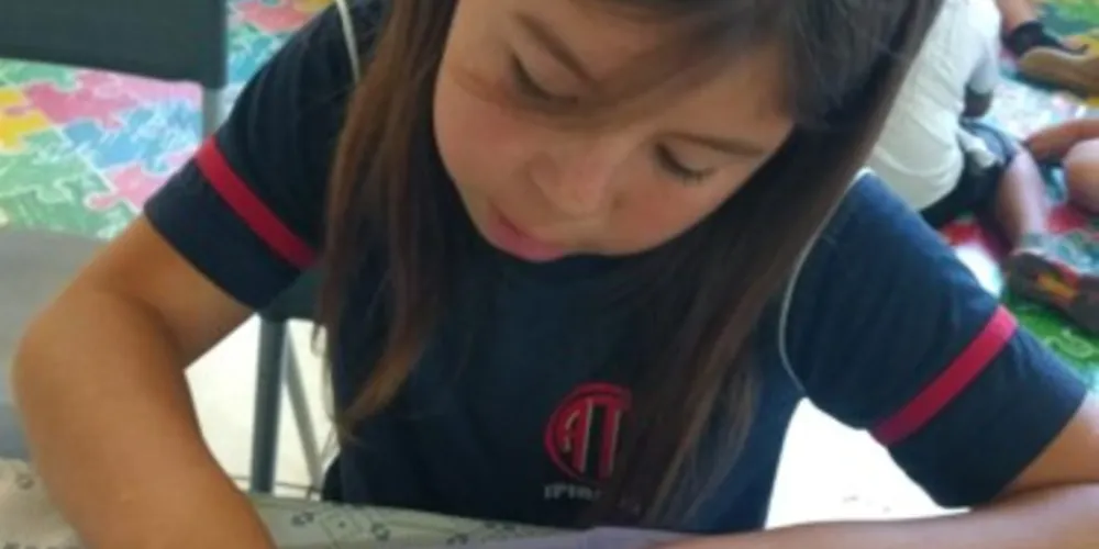 As atividades de leitura tem acontecido nos mais variados espaços da escola