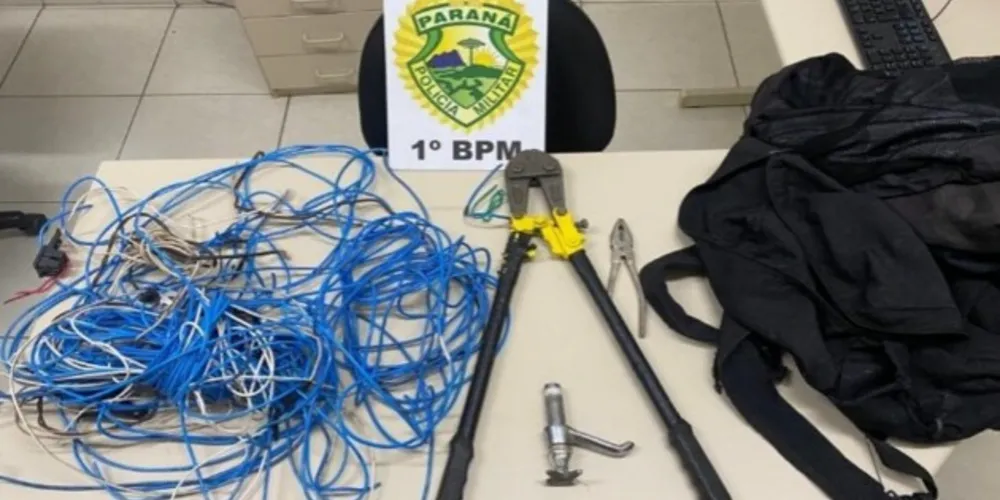 Material utilizado no furto também foi recolhido pelas autoridades