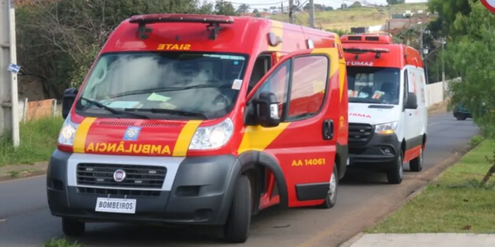 Vítima foi socorrida por equipes do Samu e do Corpo de Bombeiros (Siate) e levada até o Hospital Regional de Ponta Grossa
