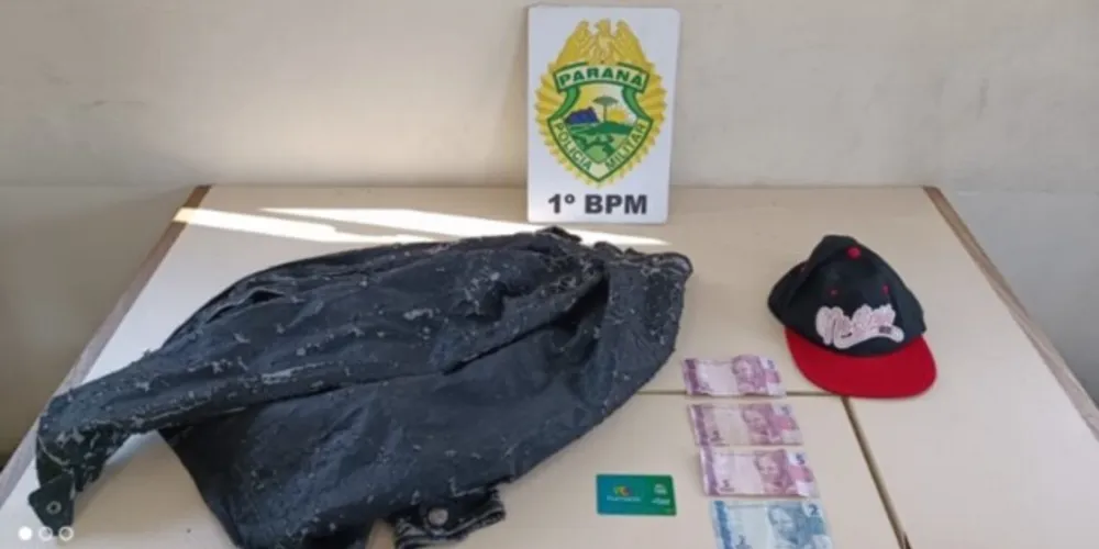 Com o homem foi encontrado um cartão e certa quantia em dinheiro