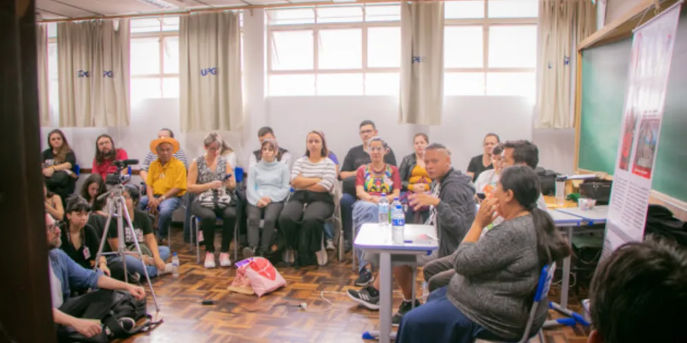 Houve o lançamento de 10 obras literárias