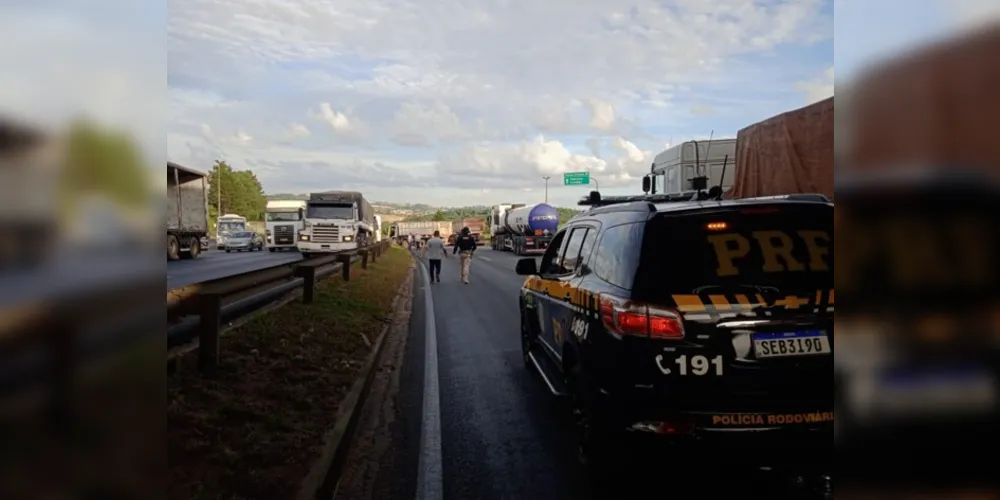 Acidente aconteceu perto do viaduto do Núcleo Santa Paula