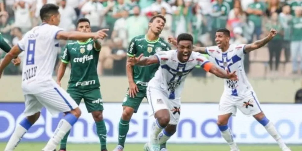 Time de Diadema quebrou a invencibilidade do Palmeiras ao vencer por 2 a 1 neste domingo