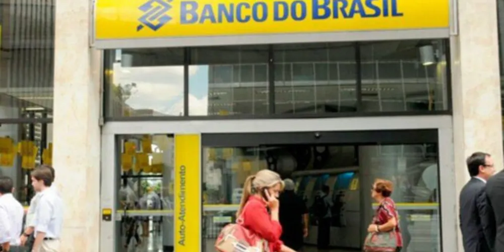 O candidato precisa ter 18 anos (completos até a data de contratação)
