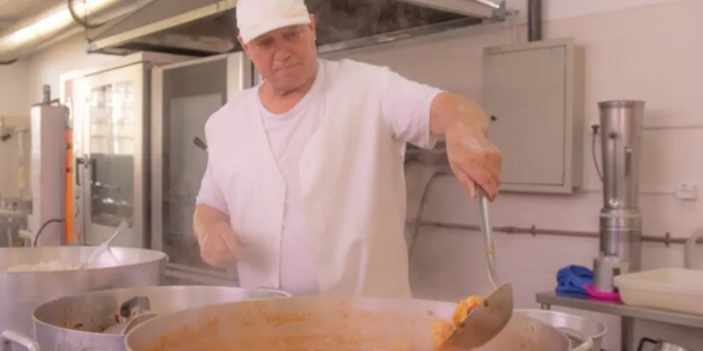 A carga que chegou para a UEPG foi distribuída nos Restaurantes dos dois Campi. No total, foram 1225 kg de picanha e 80 kg de camarão