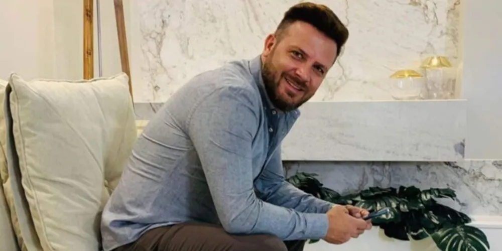 Cantor Fernando Cellarus falou pela primeira vez após a acusação da filha ser revelada