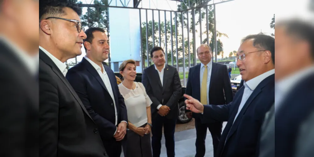 Carlos Massa Ratinho Junior participou nesta quinta-feira (23) do aniversário de 50 anos da inauguração da fábrica da Cargill