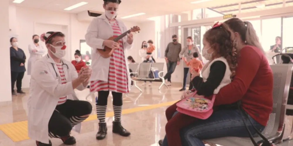 As inscrições podem ser feitas por qualquer pessoa, sendo artistas profissionais ou não