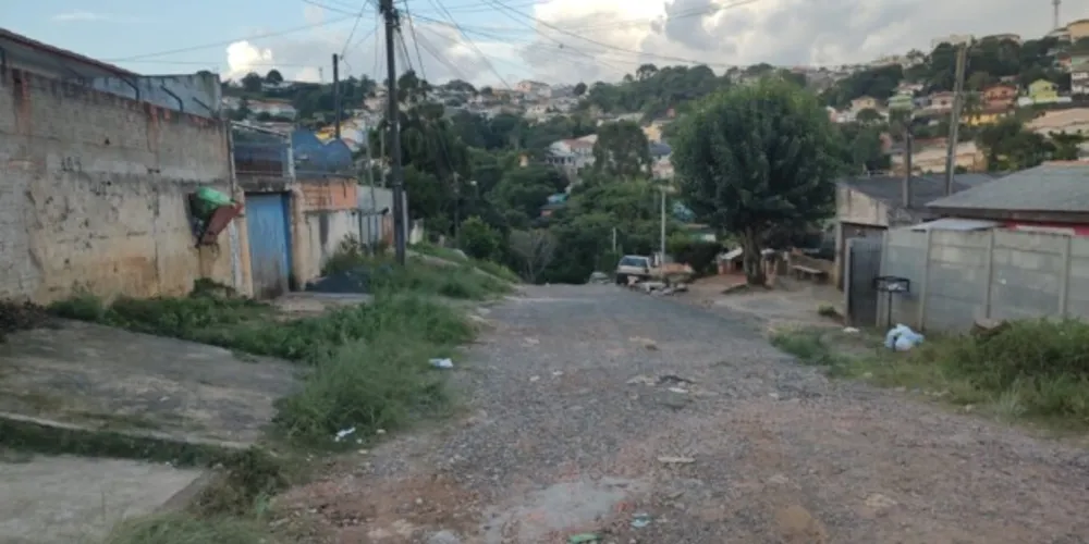 Atentato a tiros aconteceu no bairro de Olarias, na tarde desta segunda-feira (20)