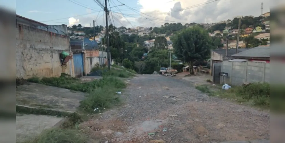 Atentato a tiros aconteceu no bairro de Olarias, na tarde desta segunda-feira (20)