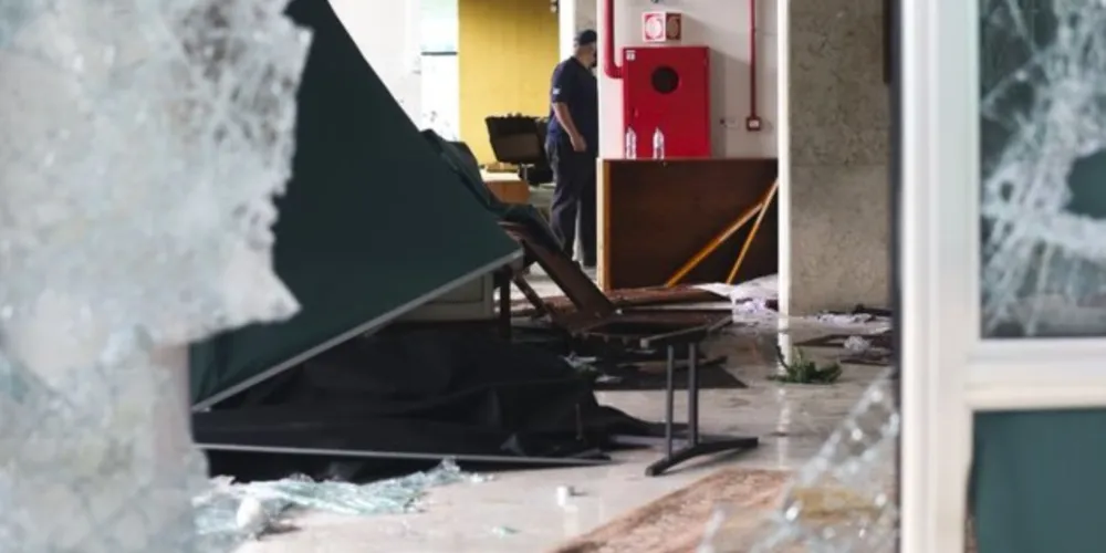Supremo Tribunal Federal é destruído em ato terrorista no dia 8 de janeiro