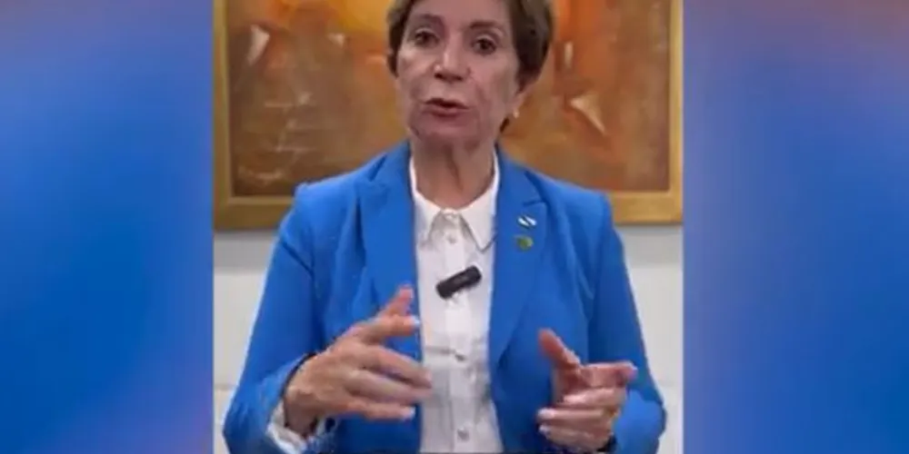 Prefeita ainda garantiu manutenção do serviço mesmo após fim do contrato