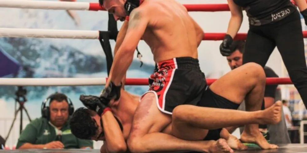 Como destaques do evento serão as disputas de cinturão em uma super luta de K1 profissional 90kg