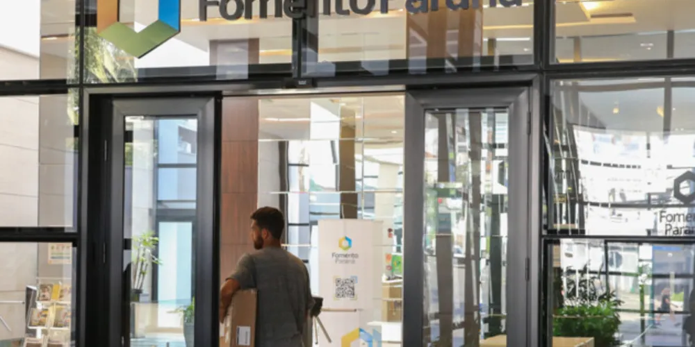 AObjetivo é aumentar a contratação de financiamentos de longo prazo para compra de máquinas e equipamentos, obras, reformas, e também, para geração de energia a partir de fontes renováveis.