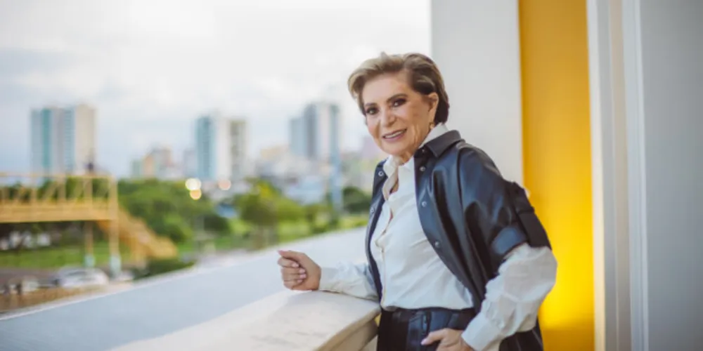 Professora por vocação, entusiasta pelo crescimento da cidade, a primeira mulher a representar o município a frente da Prefeitura