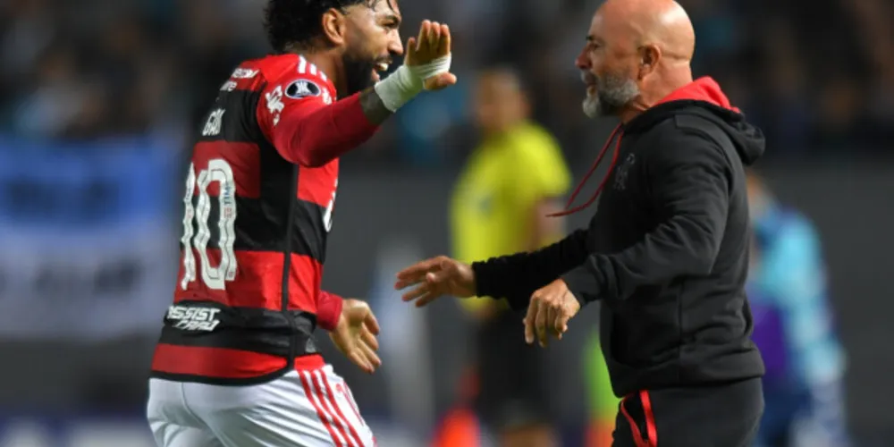Gabi marcou e se tornou o maior artilheiro do Brasil na Libertadores