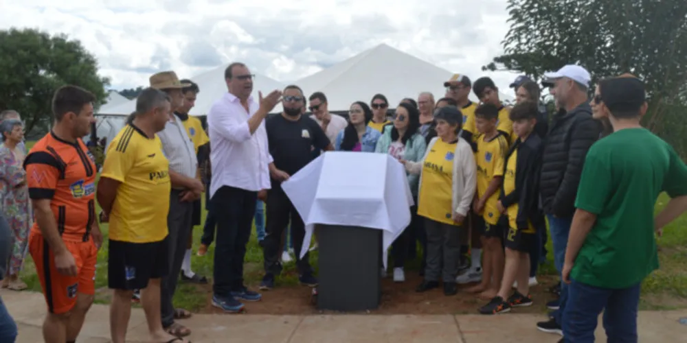 Evento teve a presença do prefeito Lula Thomaz (PSD), lideranças e moradores