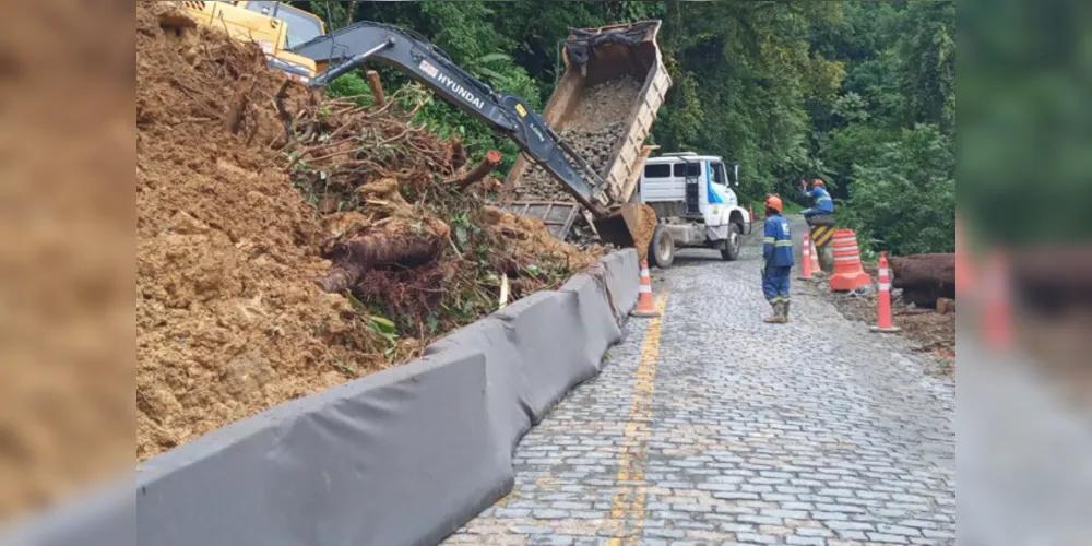 A rodovia havia sido interditada na última quarta-feira (15)