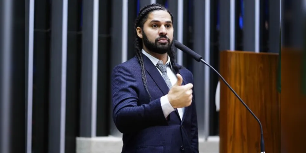 Deputado era suplente de Jean Wyllys, que desistiu do cargo em 2019