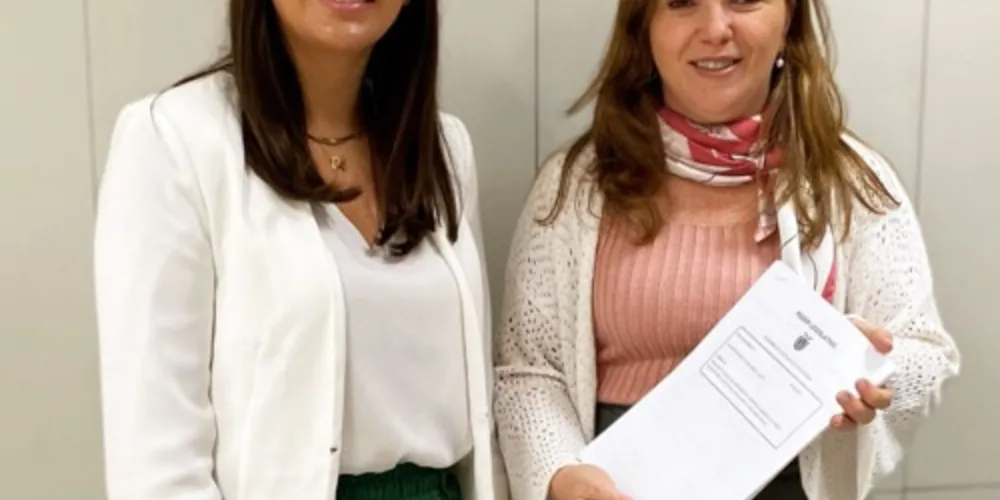 A deputada Mabel Canto e a secretária  secretária de Estado da Mulher Leandre Dal Ponte