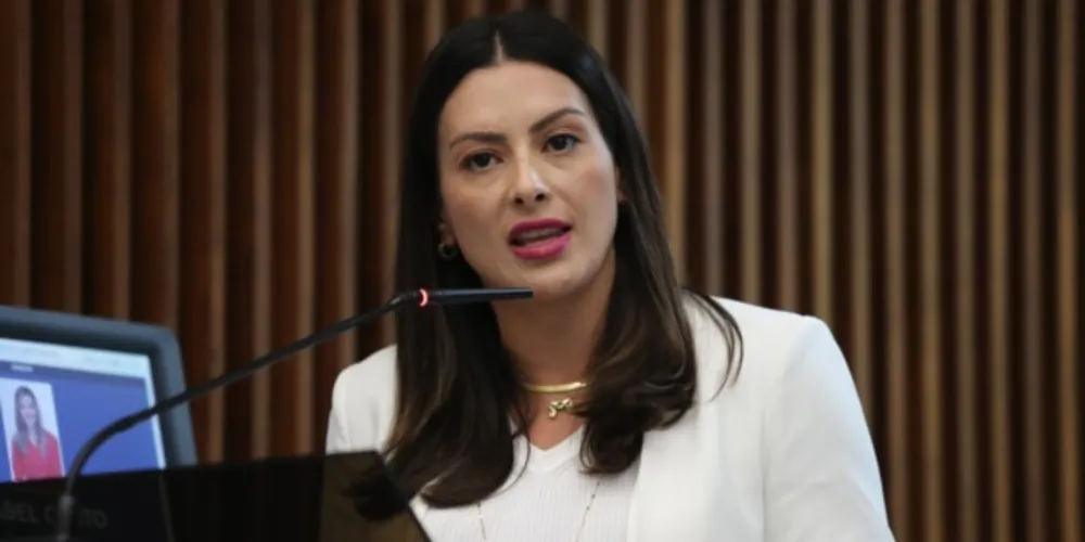 Mabel quer reforço da segurança nas escolas da rede estadual