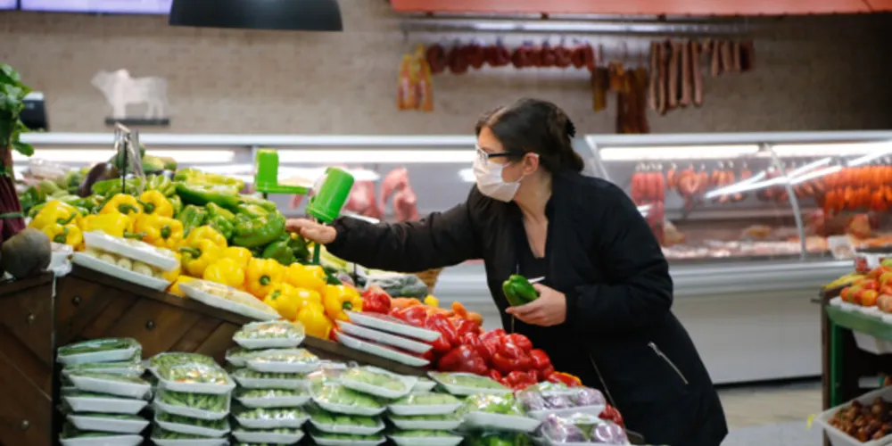No setor de hortifruti, a batata-inglesa teve preços menores em todas as localidades da pesquisa, com redução de 21,20% no Paraná