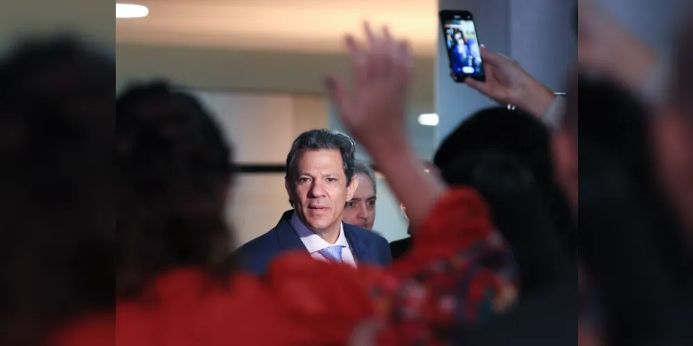 Ministro da Fazenda, Fernando Haddad, no Senado para reunião com Presidente do Senado, Rodrigo Pacheco e líderes de partido.