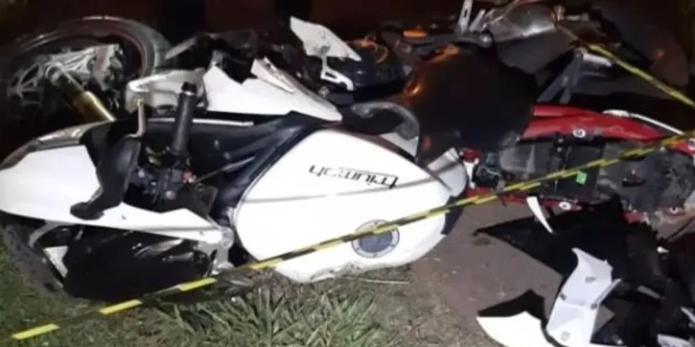 Testemunhas contaram que o rapaz vinha em alta velocidade e empinando a moto