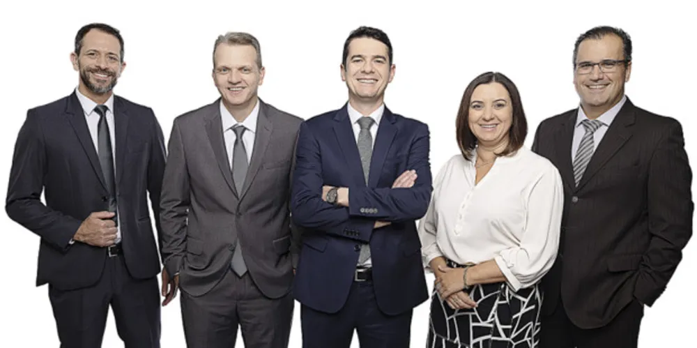 Eleita por aclamação pelos cooperados na Assembleia Geral do dia 20 de março, o novo Conselho de Administração assumiu a gestão da cooperativa a partir do último sábado (01).