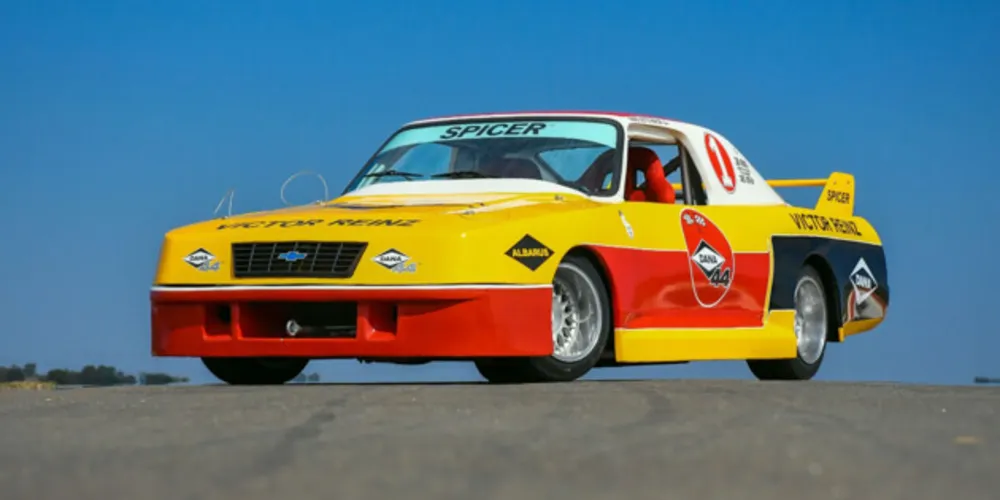 Opala de Stock Car, atingiu velocidade de 303,157 km/h e quebrou o recorde brasileiro de velocidade.