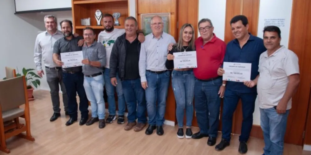 Prefeito Dr. Márcio assinou a Ordem de Serviço para instalação de 60 pontos