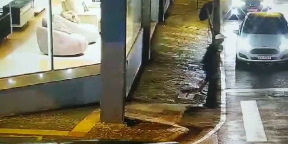 Furto foi na esquina da Balduíno Taques com a Comendador Miró