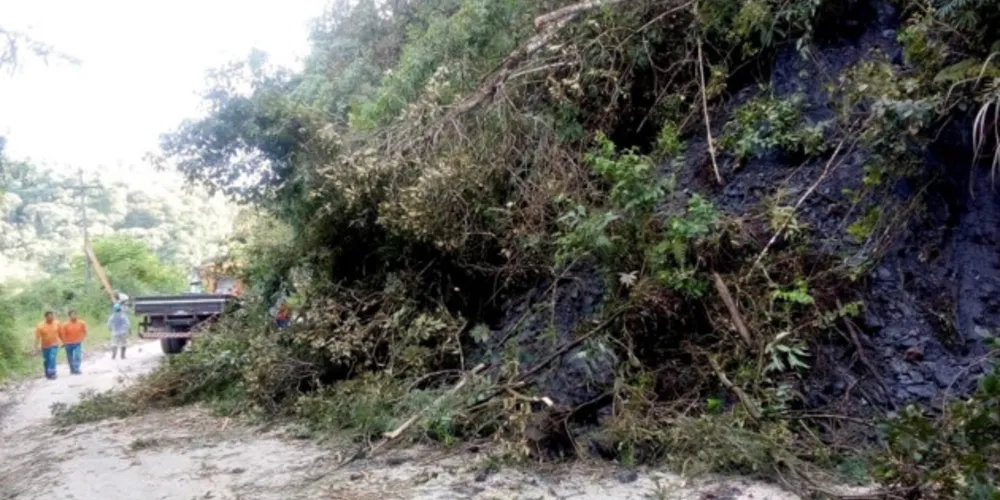 Chuvas podem piorar a situação nas próximas horas.
