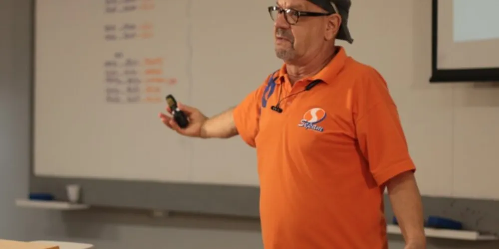 Geralmente, os gêneros de redação mais cobrados nos vestibulares são dissertativos e vêm acompanhados de dois ou mais textos sobre determinado tema