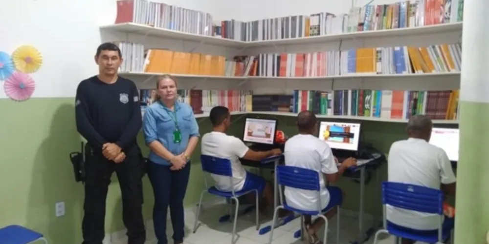 O principal objetivo do projeto é a ressocialização das pessoas privadas de liberdade.