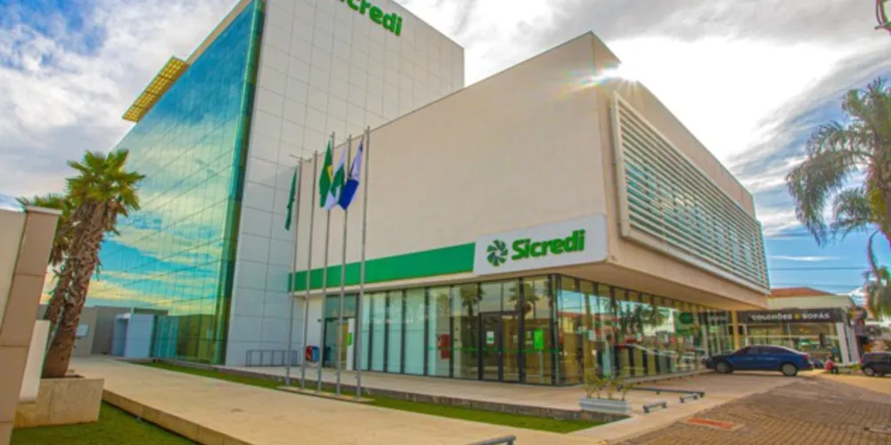 A distribuição de resultados é a divisão de excedentes financeiros (valores positivos) nas instituições financeiras cooperativas.