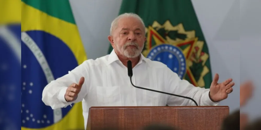 Lula também se comprometeu a aprovar a isenção do pagamento do imposto de renda para quem ganha até R$ 5 mil mensais, até 2026