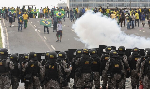 Uma força-tarefa com aproximadamente 50 agentes foi montada pela PF para colher os depoimentos dos militares