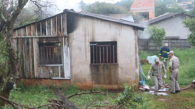 Por sorte, não havia ninguém na casa