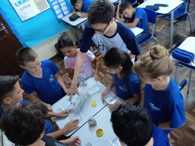 As atividades contaram com a visita de um ex-estudante da Escola e de dois Cabos da Polícia Ambiental