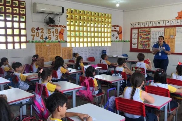 Iniciativa busca garantir a segurança dentro das salas de aula