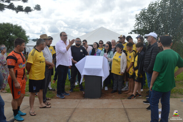 Evento teve a presença do prefeito Lula Thomaz (PSD), lideranças e moradores