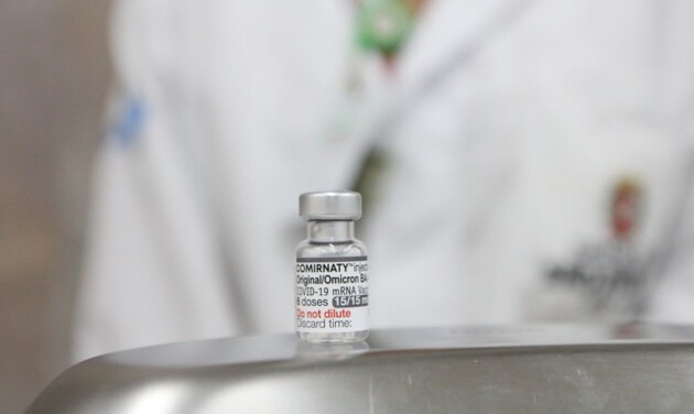 Imunizante Comirnaty, da Pfizer, protege conta a variante Ômicron