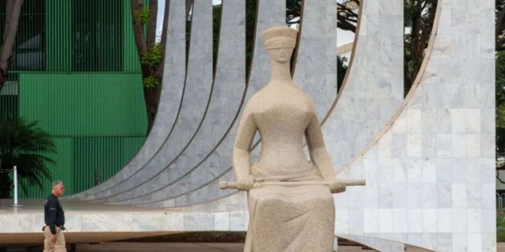 Pagamento do piso no setor privado fica condicionado a negociação