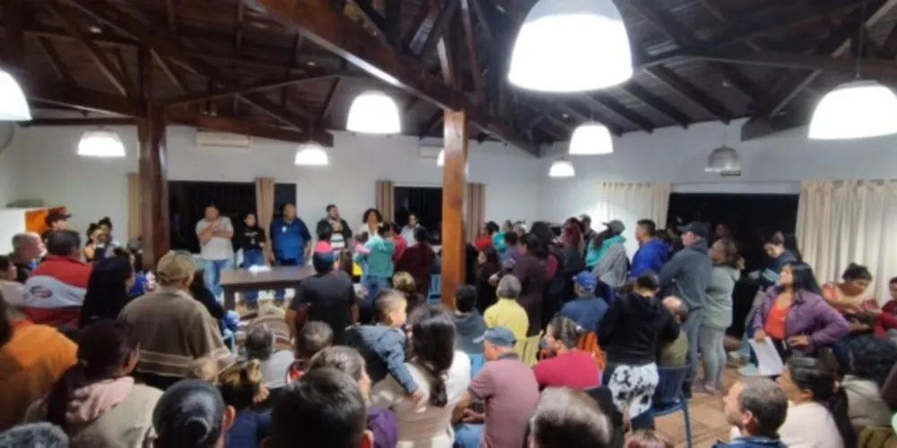 O prefeito de Tibagi, Artur Butina (PSC) falou sobre a importância da ação no município e reforçou compromisso com as famílias