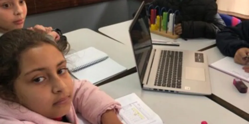 Professora destacou importância da atuação dos colegas profissionais de ensino para realizar a dinâmica